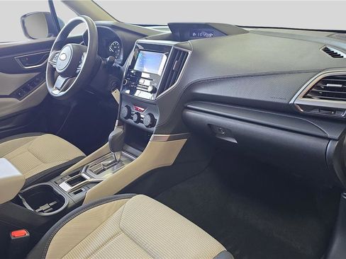 Used 2022 Subaru Forester 4DR CVT image 16