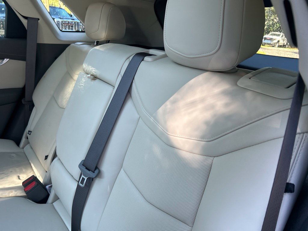 Used 2020 Cadillac XT5 Premium Luxury FWD image 11