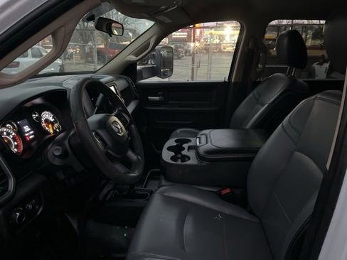 Used 2019 RAM 5500 Tradesman w/ Electrical Accessory Group image 12