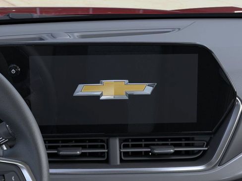 New 2026 Chevrolet Trax LT w/ Driver Confidence Package FWD image 21
