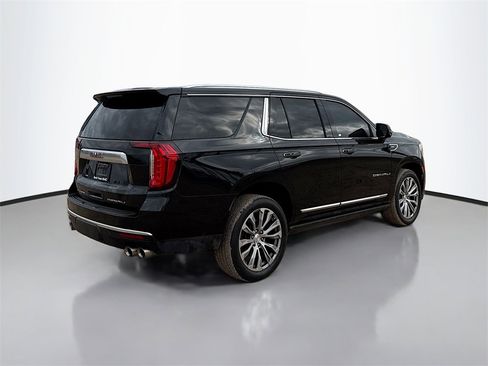 Used 2021 GMC Yukon Denali w/ Denali Premium Package image 7