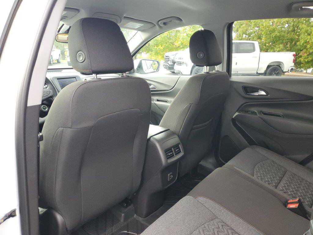 Used 2024 Chevrolet Equinox LT w/ LPO, Floor Liner Package AWD/4WD image 29