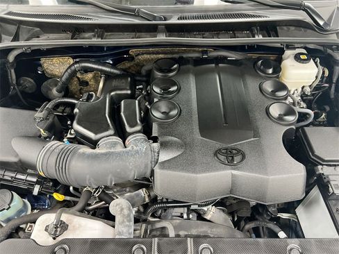 Used 2024 Toyota 4Runner SR5 image 24