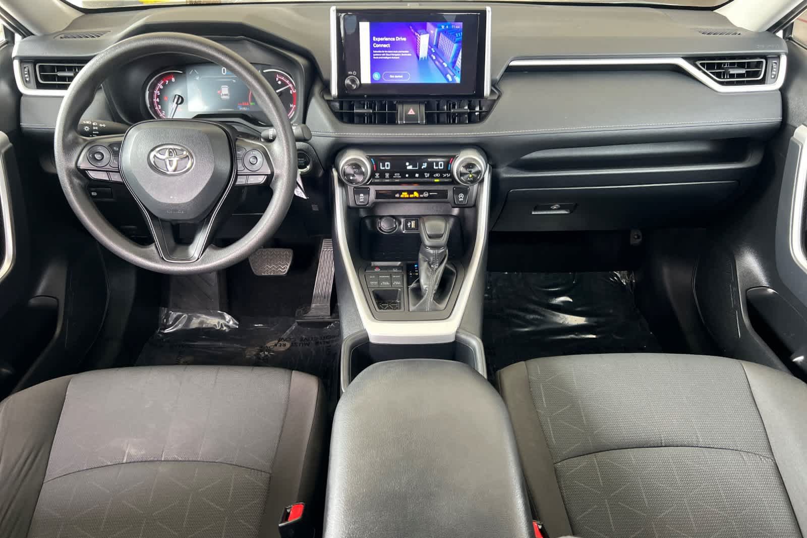 Certified 2025 Toyota RAV4 XLE AWD/4WD image 3