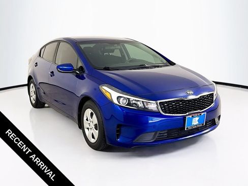 Used 2017 Kia Forte LX FWD image 1