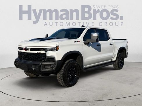 Used 2024 Chevrolet Silverado 1500 ZR2 w/ ZR2 Bison Edition AWD/4WD image 7