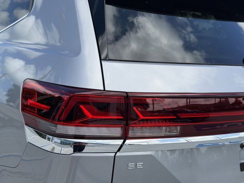 New 2026 Volkswagen Atlas SE image 9