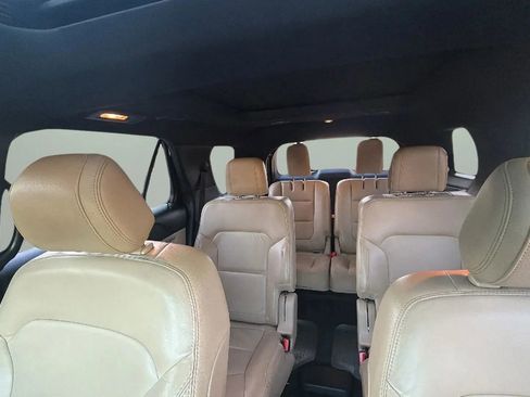 Used 2016 Ford Explorer XLT w/ Equipment Group 202A image 39