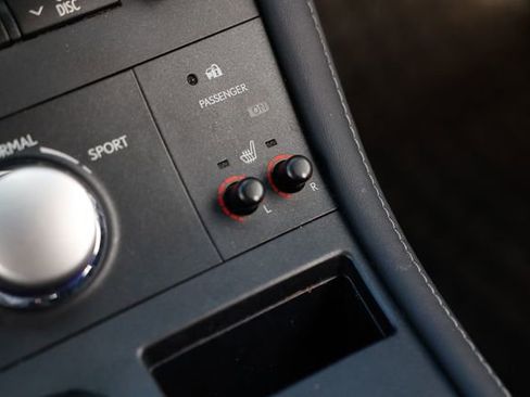 Used 2012 Lexus CT 200h image 41