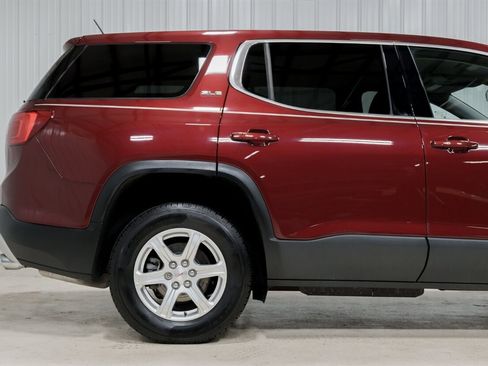 Used 2018 GMC Acadia SLE w/ LPO, Floor Liner Package image 8