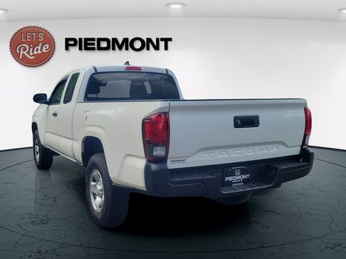 Used 2023 Toyota Tacoma SR RWD image 8