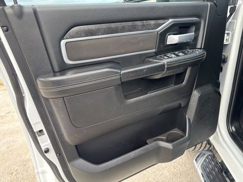 Used 2024 RAM 2500 Big Horn image 25
