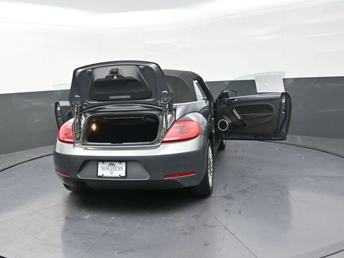 Used 2013 Volkswagen Beetle 2.5 image 34