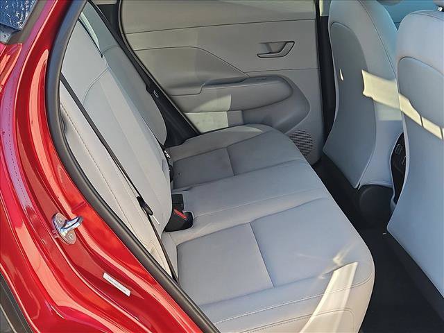 Used 2025 Hyundai Kona SEL FWD image 19