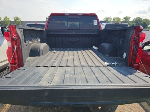 Used 2021 Chevrolet Silverado 1500 LT Trail Boss w/ Convenience Package II AWD/4WD image 14
