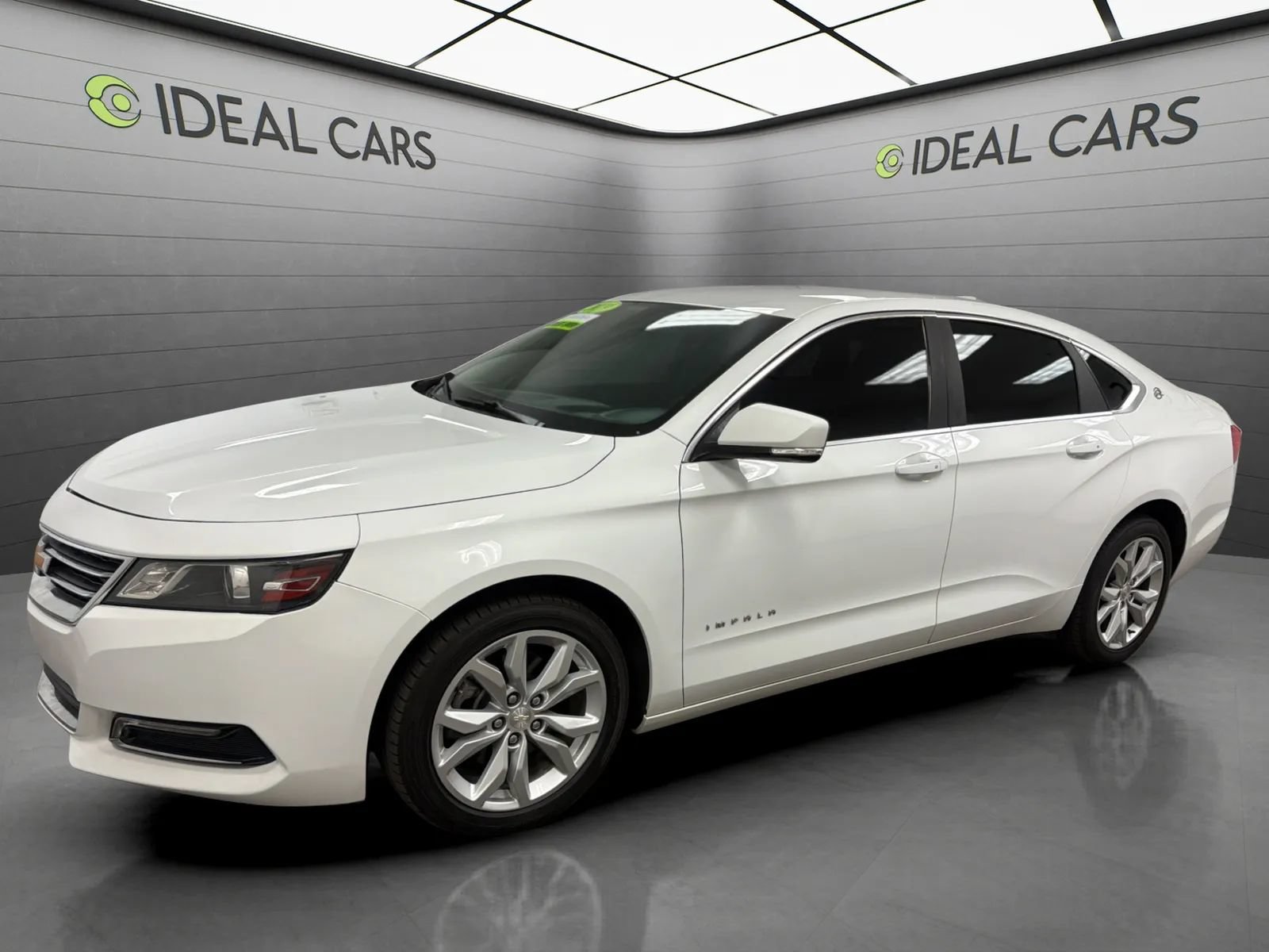 Used 2019 Chevrolet Impala LT FWD image 1