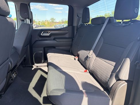 Used 2025 Chevrolet Silverado 1500 LT AWD/4WD image 14