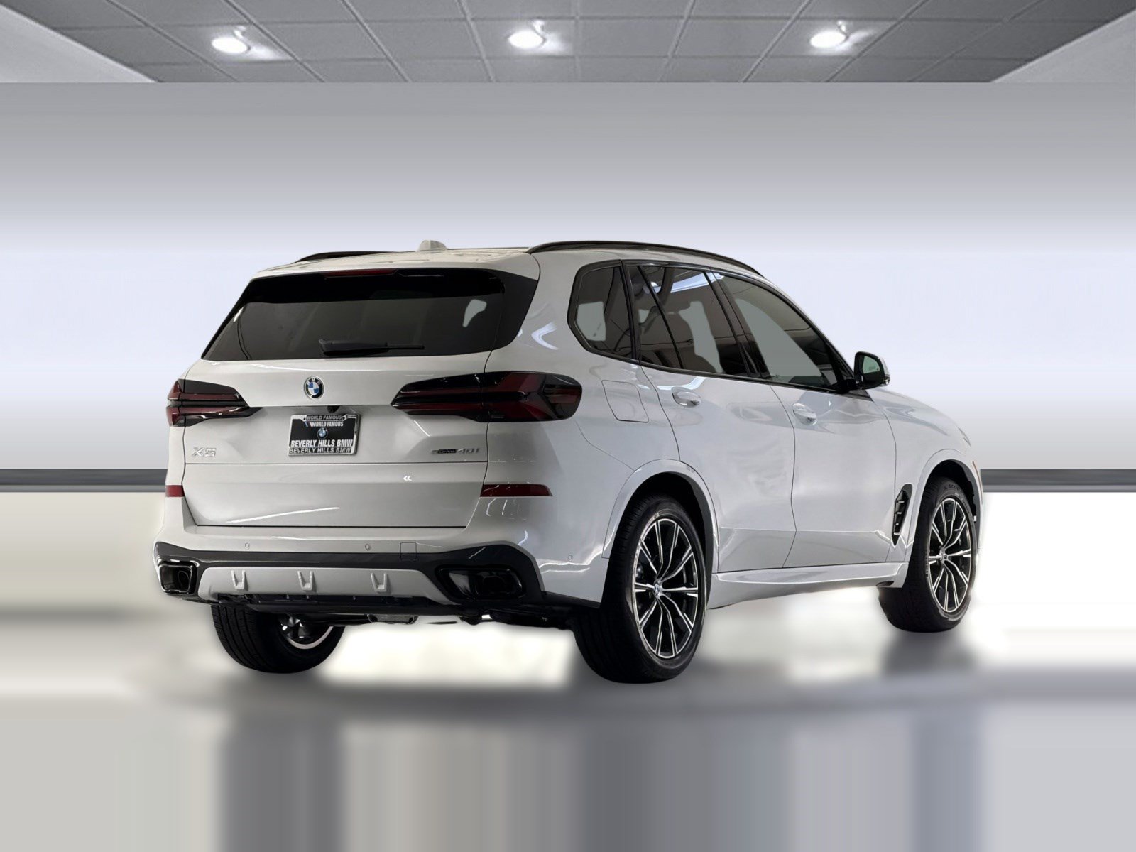 Used 2026 BMW X5 sDrive40i w/ M Sport Package RWD image 8