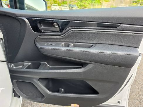 Used 2025 Honda Odyssey Touring image 10