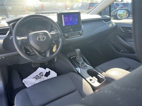 Used 2024 Toyota Corolla LE FWD image 30