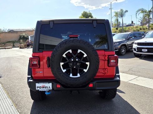 Used 2024 Jeep Wrangler Unlimited Rubicon 4xe image 4