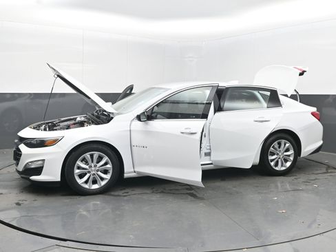 Used 2024 Chevrolet Malibu LT image 42