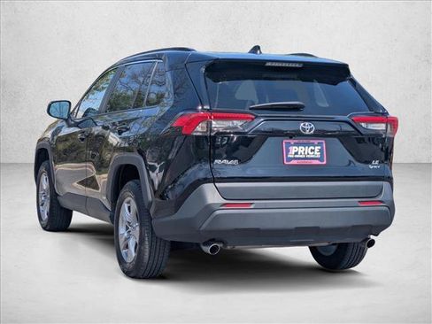 Used 2025 Toyota RAV4 LE image 8