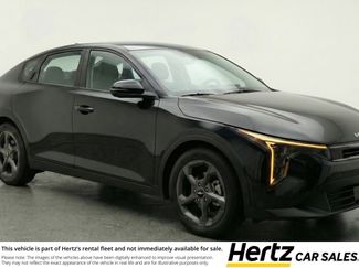 Used 2025 Kia K4 LXS video 1