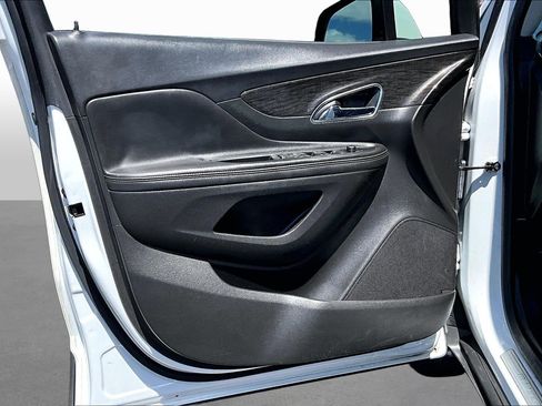 Used 2016 Buick Encore FWD image 16