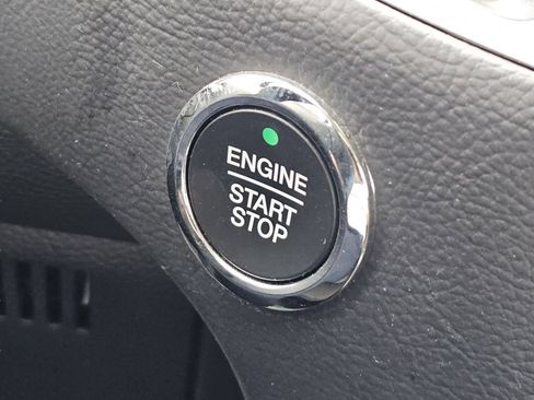 Used 2022 Ford Edge SE AWD/4WD image 15