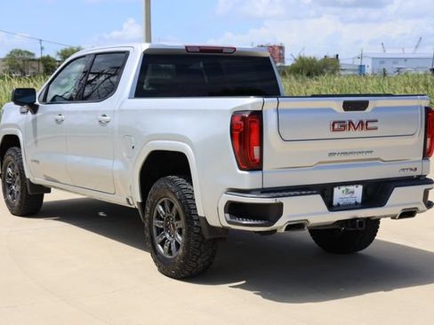 Used 2022 GMC Sierra 1500 AT4 AWD/4WD image 6