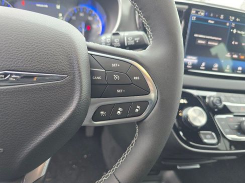New 2026 Chrysler Voyager LX FWD image 29