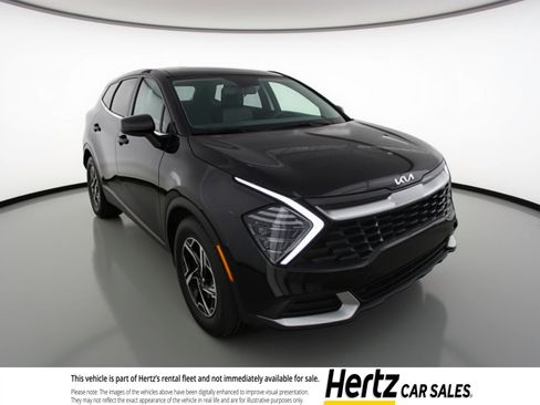 Used 2025 Kia Sportage LX image 1