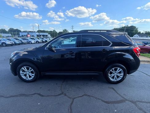 Used 2017 Chevrolet Equinox LT AWD/4WD image 4