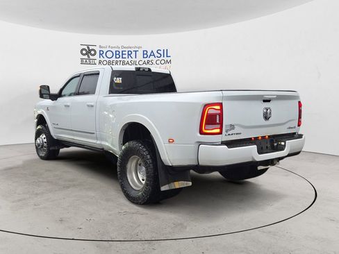 Used 2023 RAM 3500 Limited image 3