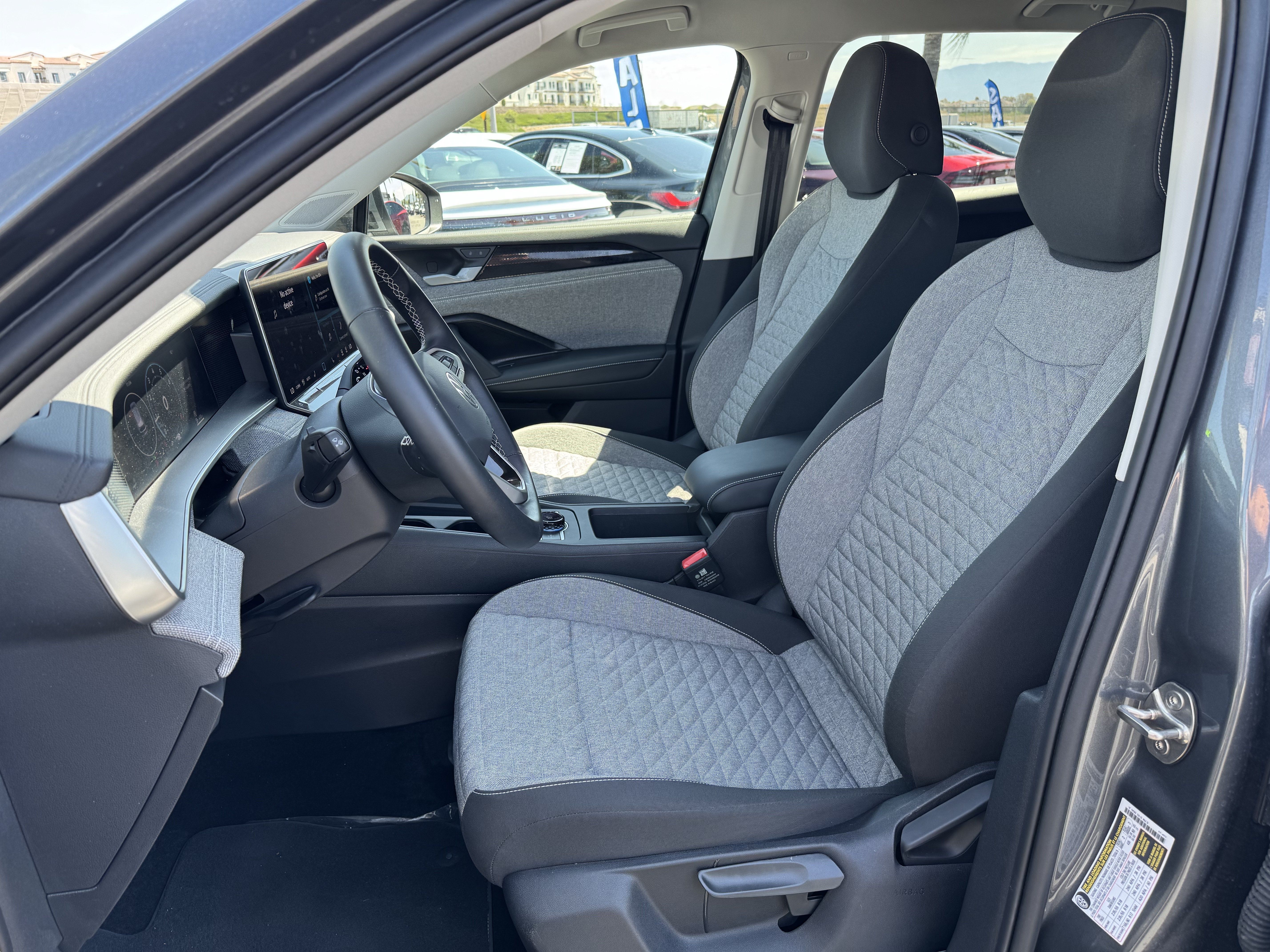 Used 2026 Volkswagen Tiguan S FWD image 14