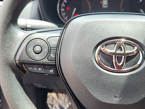Certified 2025 Toyota RAV4 XLE AWD/4WD image 19