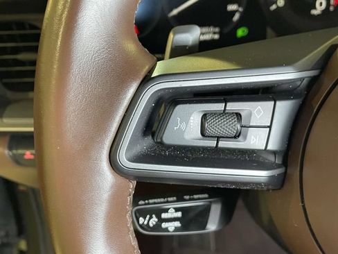 Certified 2022 Porsche 911 Carrera RWD image 37