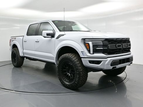 Used 2025 Ford F150 Raptor AWD/4WD image 60