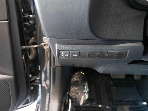 Used 2025 Toyota Corolla LE FWD image 11
