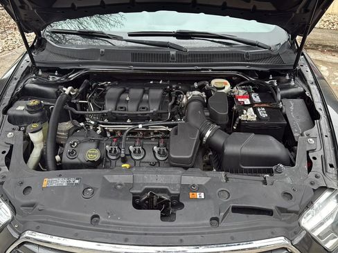 Used 2016 Ford Taurus Limited image 10