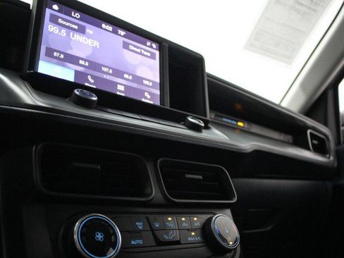 Used 2024 Ford Maverick XL image 16