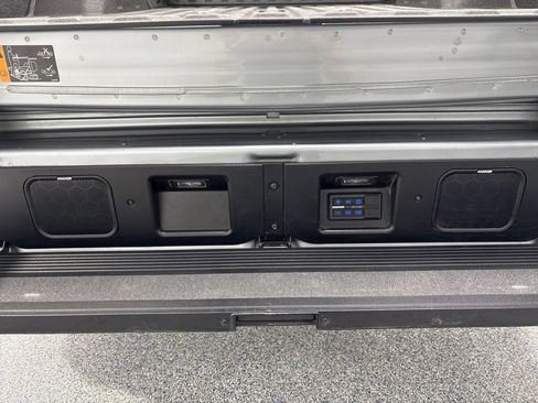 Used 2025 GMC Sierra 2500 Denali Ultimate AWD/4WD image 52