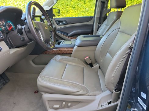 Used 2019 Chevrolet Tahoe Premier image 4