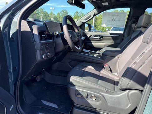 New 2026 Chevrolet Suburban RST w/ Comfort Package RWD image 22