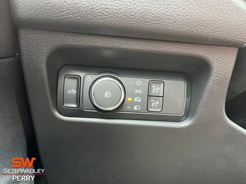 New 2025 Ford Ranger Lariat w/ FX4 Off-Road Package image 12