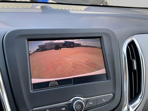 Certified 2024 Chevrolet Equinox LS w/ Driver Confidence II Package FWD image 27