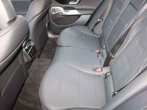 New 2026 Mercedes-Benz E 53 AMG e 4MATIC Sedan image 31