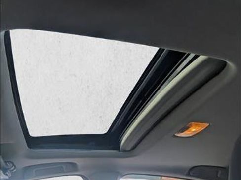 Used 2016 Honda HR-V EX image 15