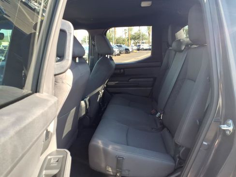Used 2025 Toyota Tacoma SR5 AWD/4WD image 10